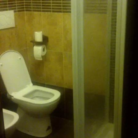 Couette-café Pitagora House