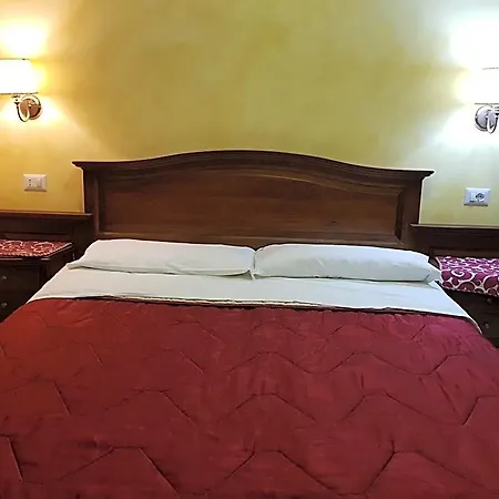 فندق مبيت وإفطار Pitagora House 3*