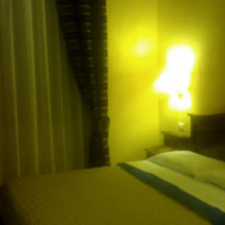 Pitagora House 3* Рим