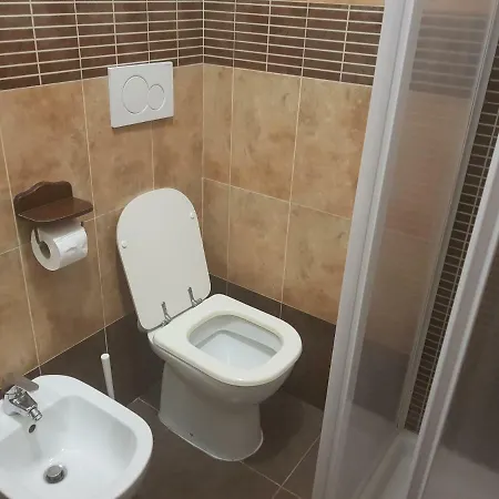 Pitagora House فندق مبيت وإفطار